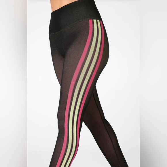 COPY - Black/Pink Fabletics Aisley Seamless Stripe Leggings Size Medium - Picture 3 of 4